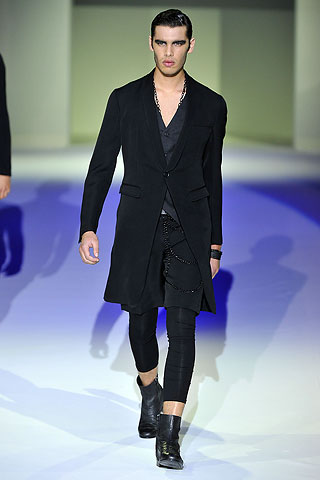 Emporio Armani / - 2011